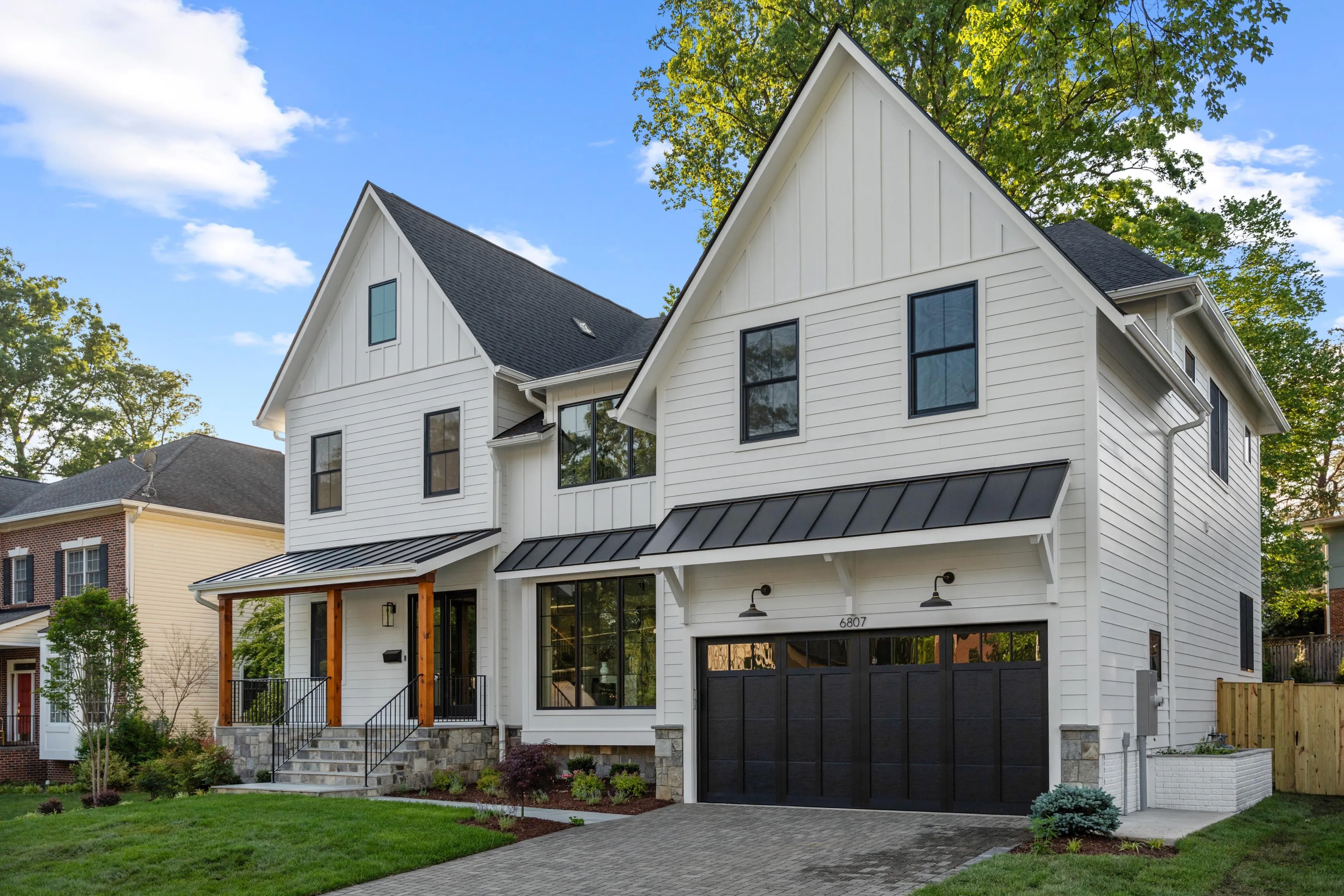 Modern exterior real estate photography — Arlington