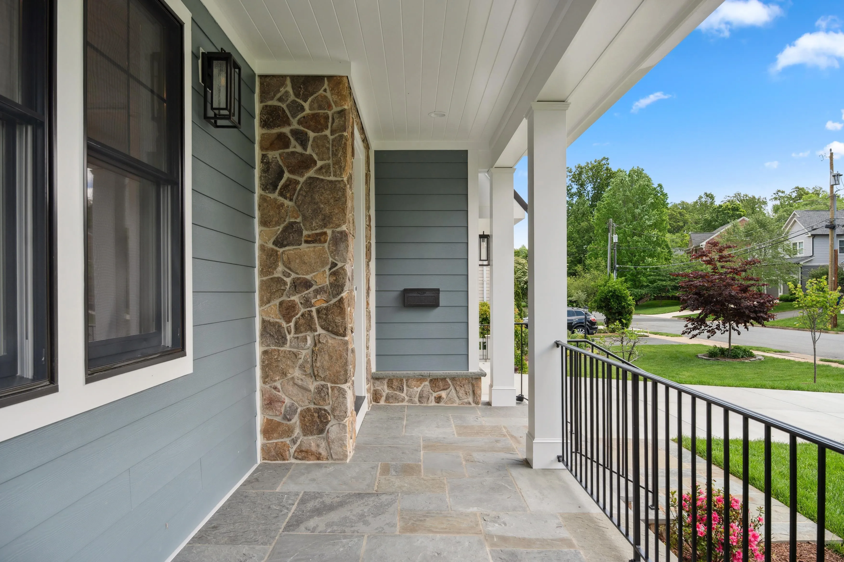 Charming Alexandria, Virginia home — real estate photography by Umedia