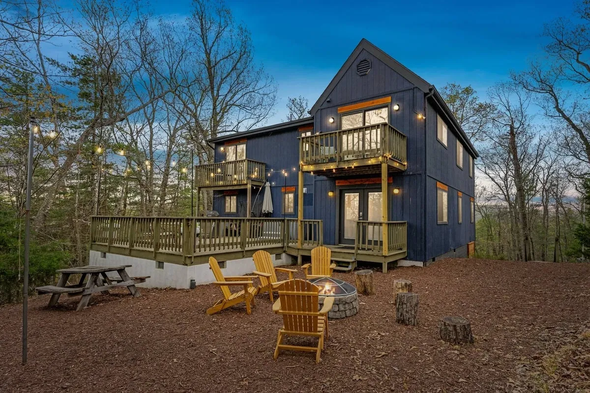Stunning twilight exterior — after virtual twilight conversion by Umedia