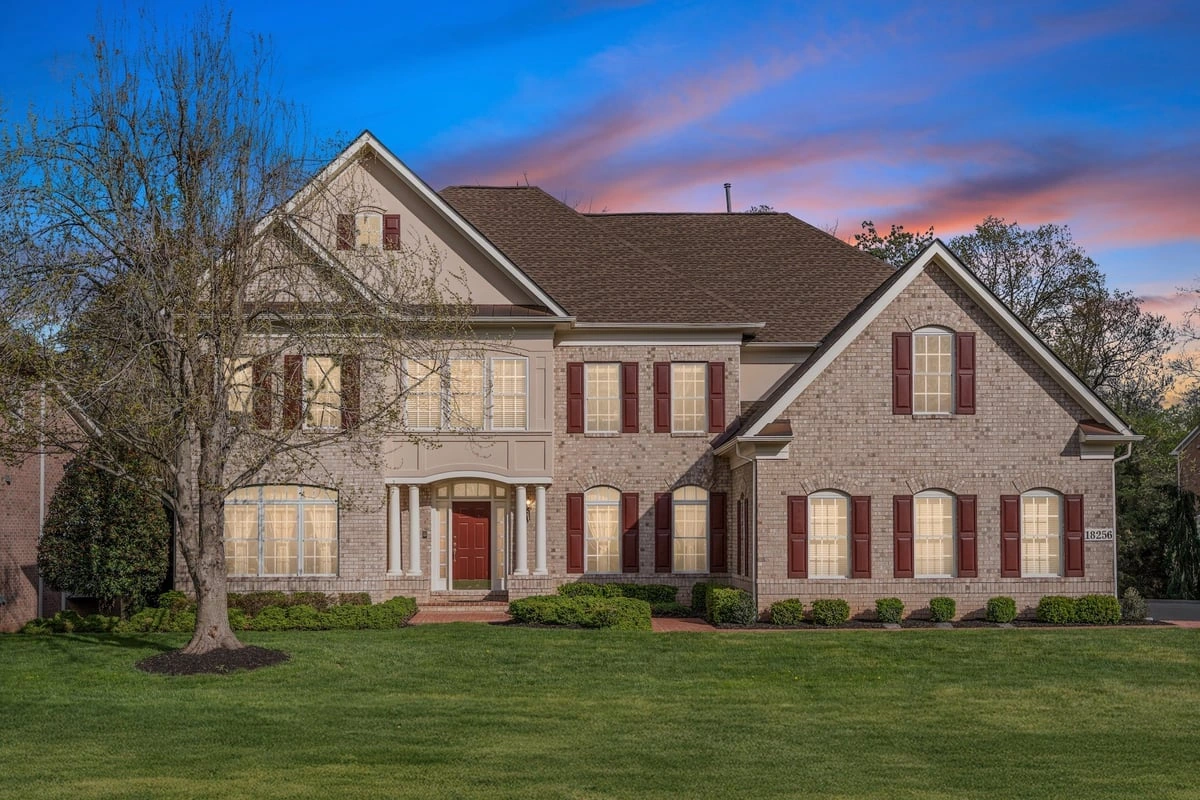 Evening twilight exterior photo — after virtual twilight conversion by Umedia